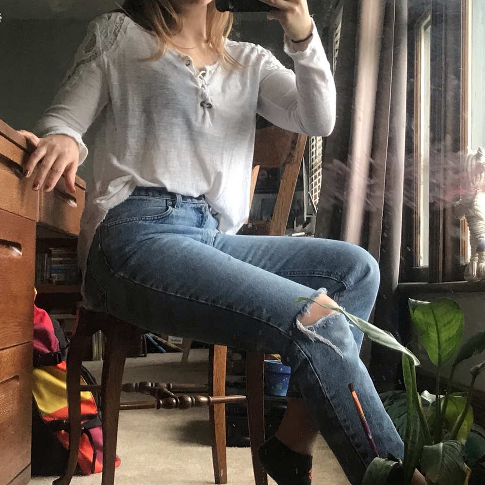 White lace cross string tie top